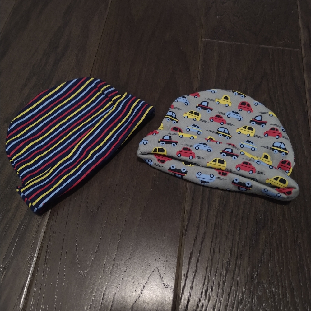 Two newborn hats